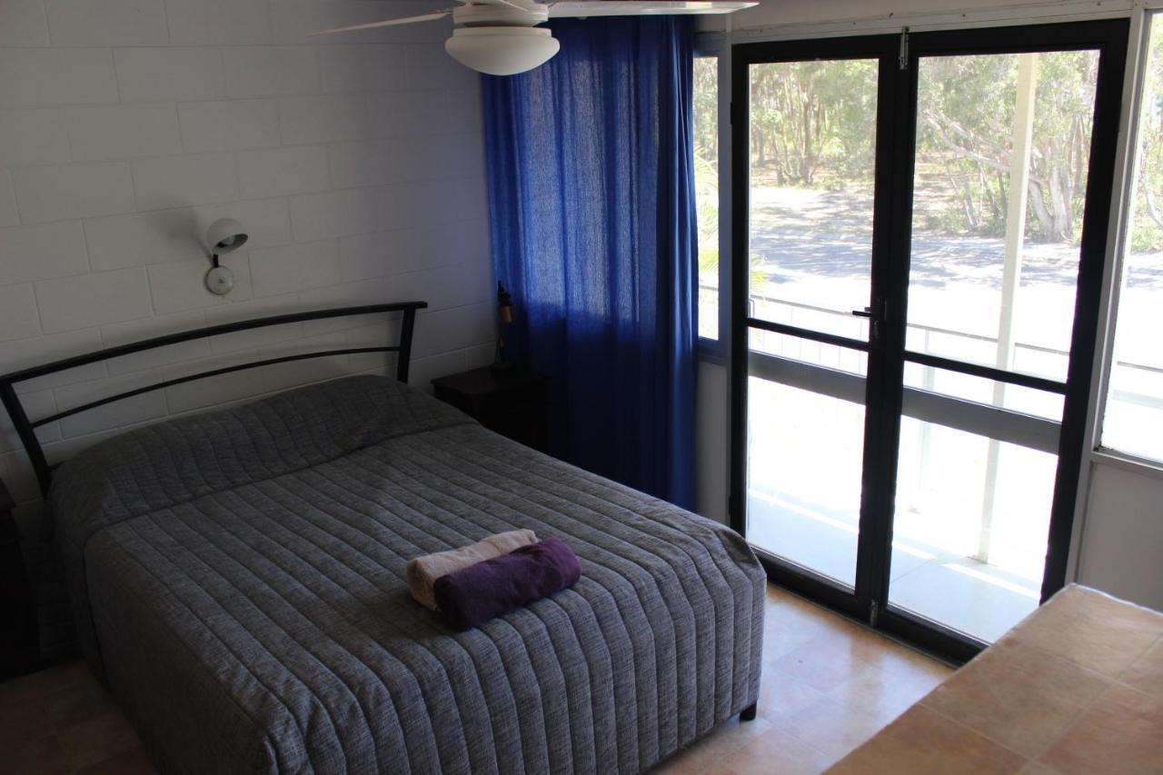 Pippies Beachhouse Backpackers Рэйнбоу-Бич Экстерьер фото